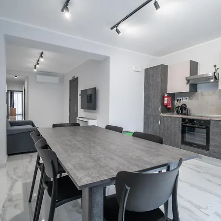 Only In Vibrant St'julians With Wifi & Ac By 360 Estates *