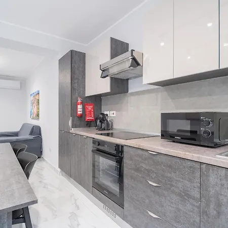 Only In Vibrant St'julians With Wifi & Ac By 360 Estates سانت جوليان